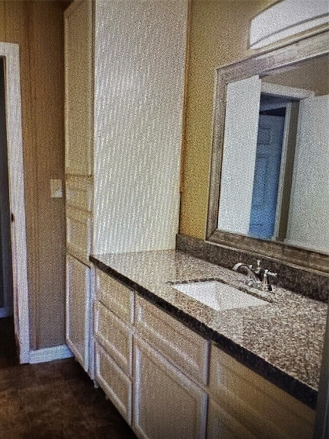 Foto del edificio - 27418 Lily Ct