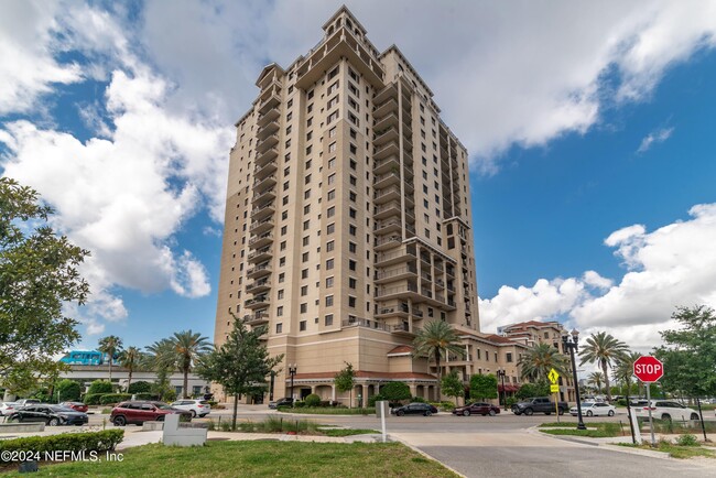 Foto del edificio - 1478 Riverplace Blvd