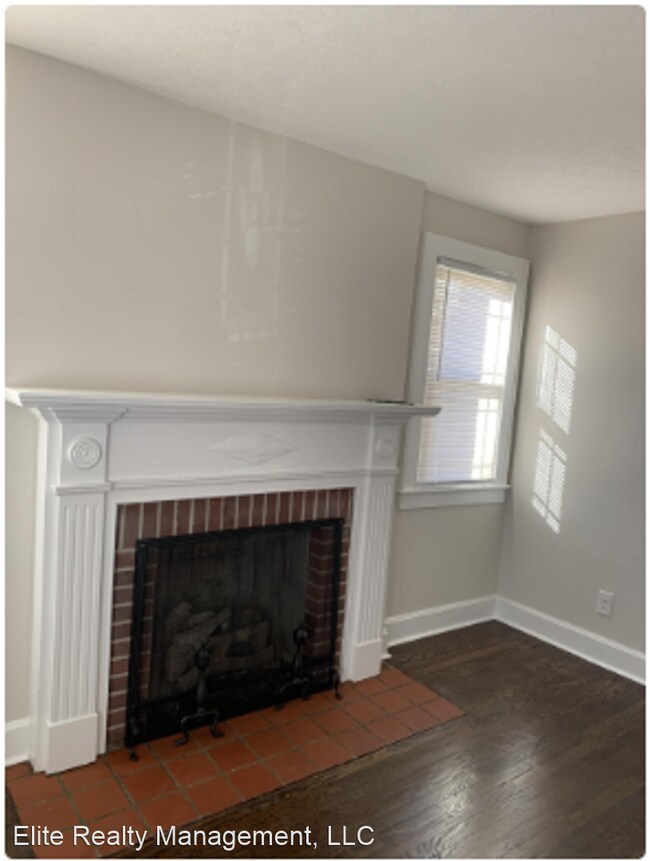 Building Photo - 4 br, 1 bath House - 1919 East 18th Street