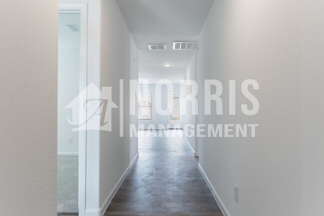 Building Photo - MOVE IN SPECIAL! BRAND NEW Home Located Ne...