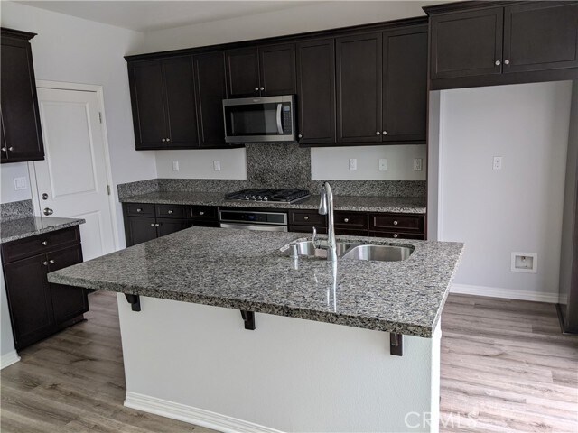 Foto del edificio - 6338 Creekstone Way