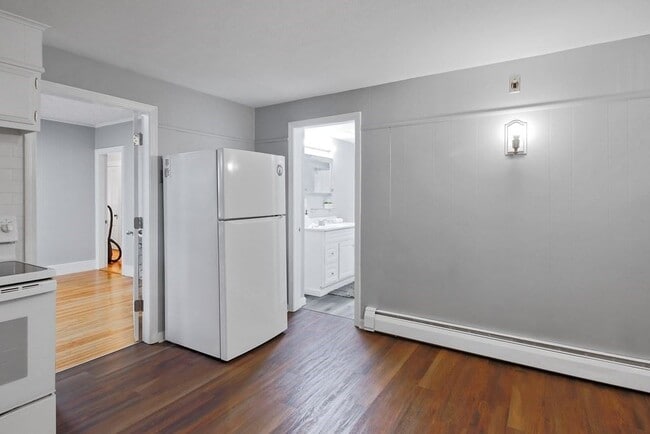 Building Photo - 234 Mechanic St