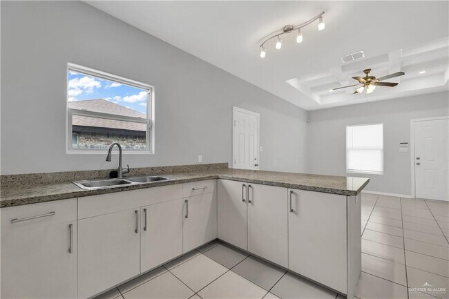 Foto del edificio - 12 Paola St