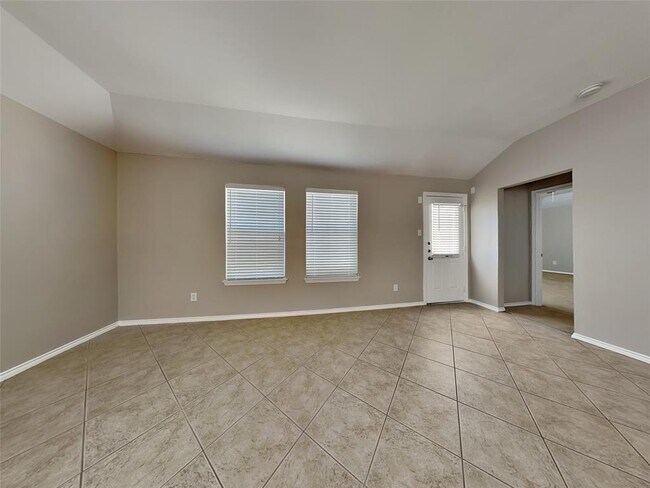 Foto del edificio - 12723 Whistling Springs Dr