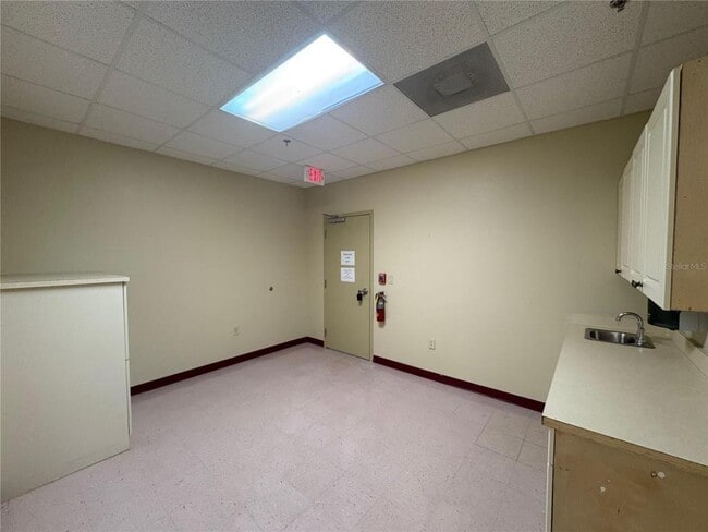 Foto del edificio - 13250 N 56th St