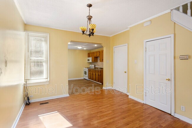 Building Photo - 5538 Walton Ave