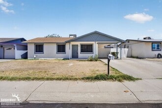 Building Photo - 4434 W Sunnyslope Ln