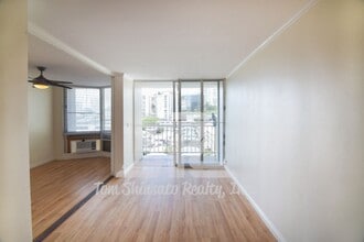 Building Photo - 1535 Pensacola St