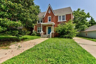 Building Photo - 2229 NW 12th St