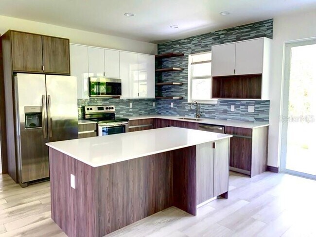 Foto del edificio - 4507 Knowles Ln