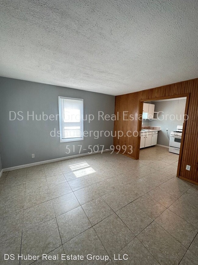 Building Photo - 1 br, 1 bath House - 4924 Christiansen Rd