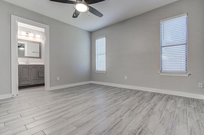 Foto del edificio - 1603 Dale Cove