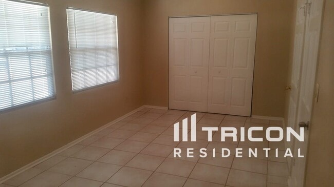 Building Photo - 3469 Seagrape Dr