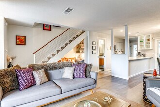 Building Photo - 46 Belvedere Ct