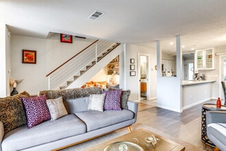 Building Photo - 46 Belvedere Ct