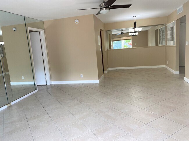 Foto del edificio - 501 SE 8th St