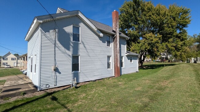 Building Photo - Welcome to this newly renovated, 4-bedroom...