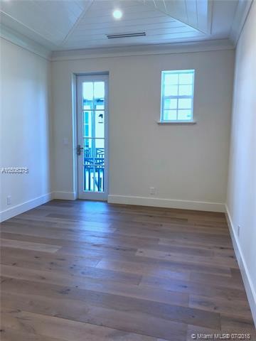 Building Photo - 1060 Phillips Road