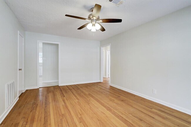Foto del edificio - 12327 Coulson St