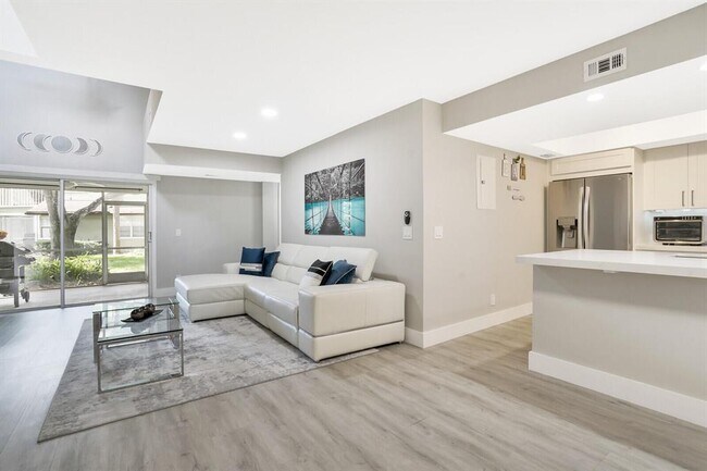Foto del edificio - 5292 Buckhead Cir