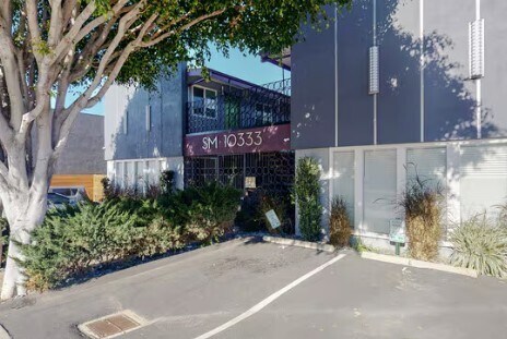 Foto del edificio - 10333 Santa Monica Blvd