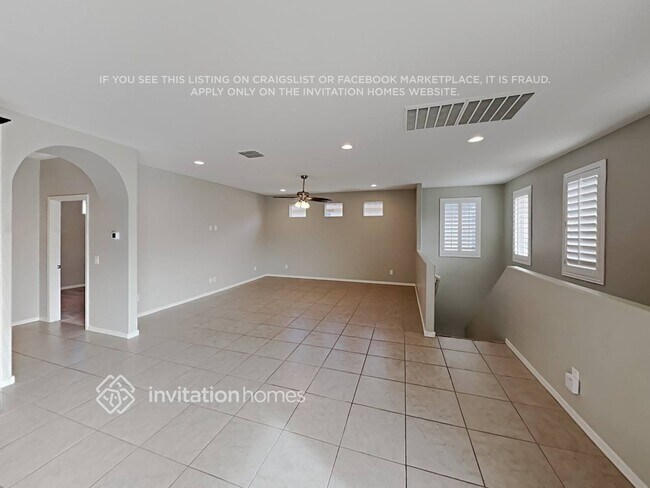 Building Photo - 4282 E Toledo St