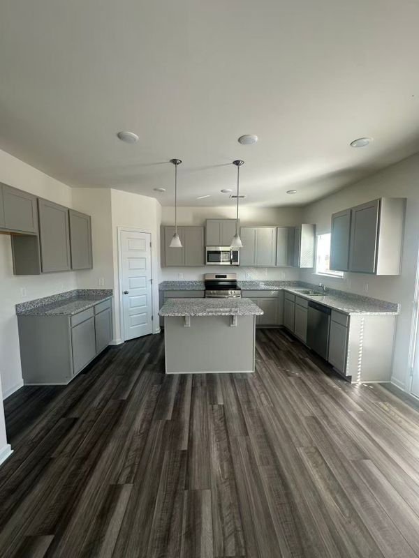 Foto del edificio - 829 Kensington St