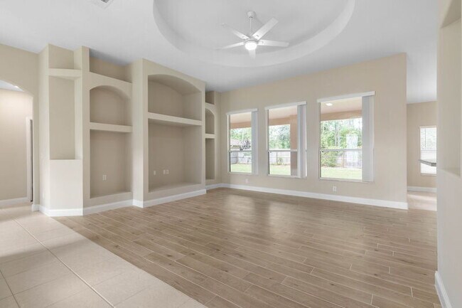 Building Photo - 19 Webwood Pl
