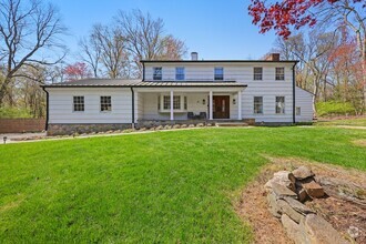 Building Photo - 10 Old Forge Rd