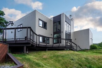 Building Photo - 11071 Mountain Lake Dr