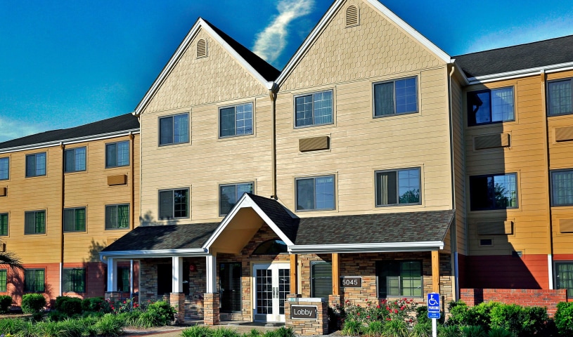 Furnished Studio - N. Charleston