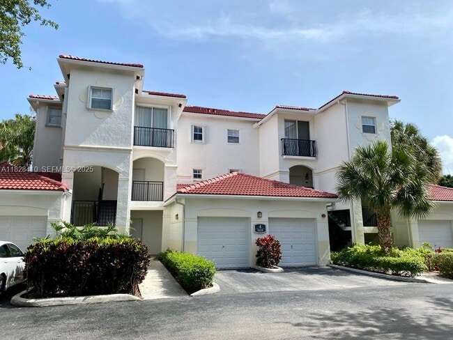 Foto del edificio - 3115 NE 184th St