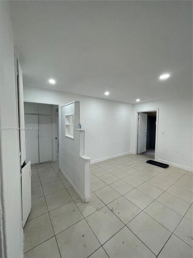 Foto del edificio - 13845 NW 6th Ave