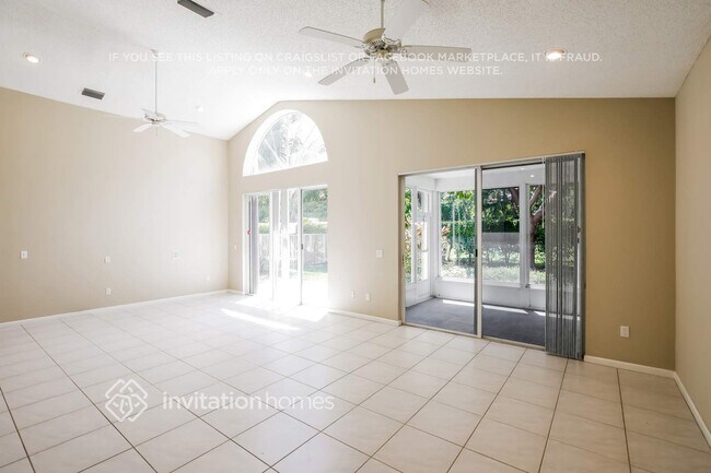 Foto del edificio - 13579 Kiltie Ct