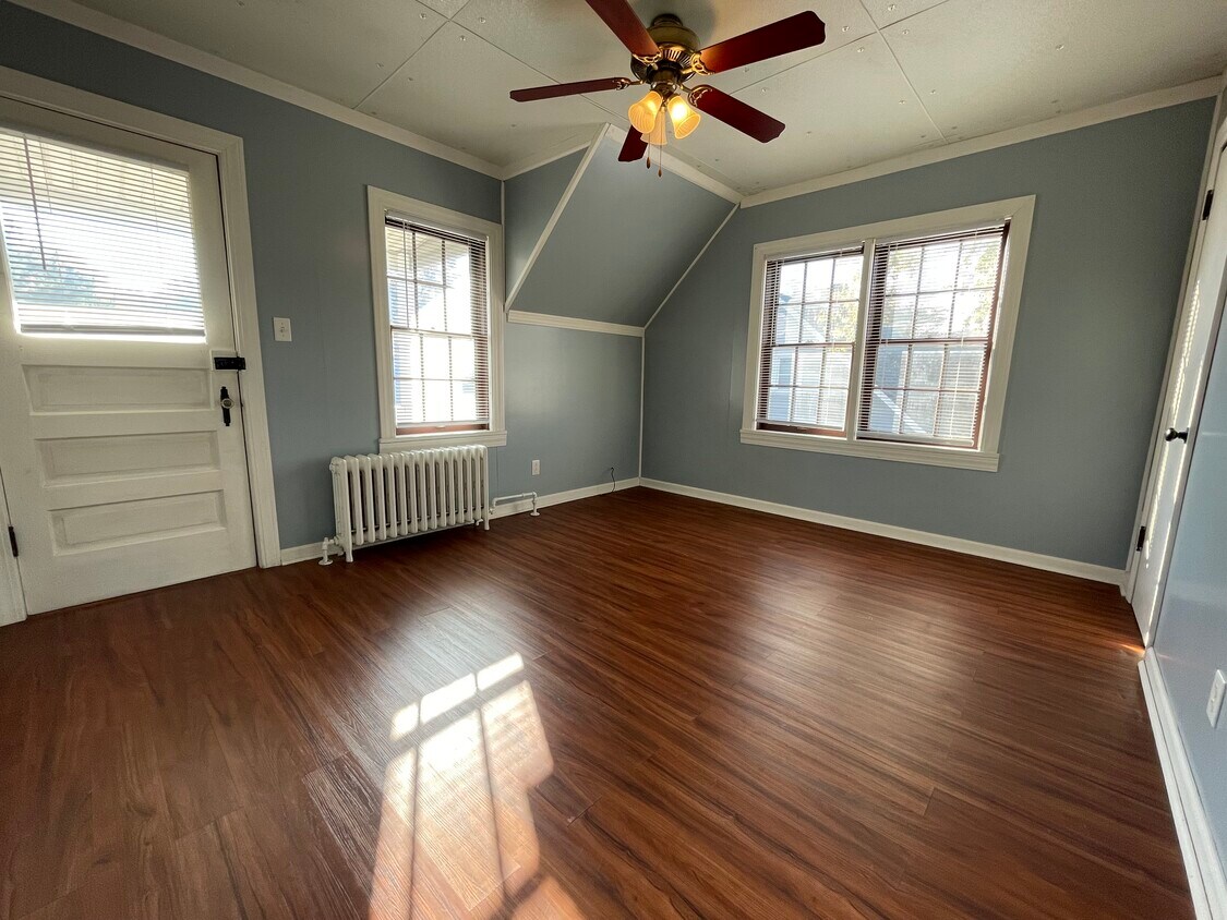 Foto principal - 109 Stewart St