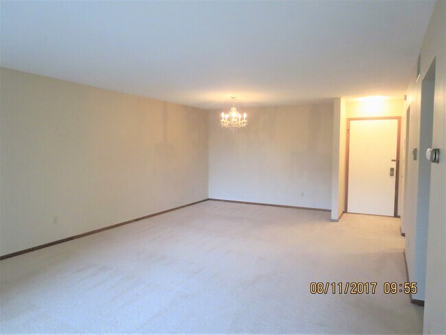 Foto del edificio - 3942 N Oakland Ave