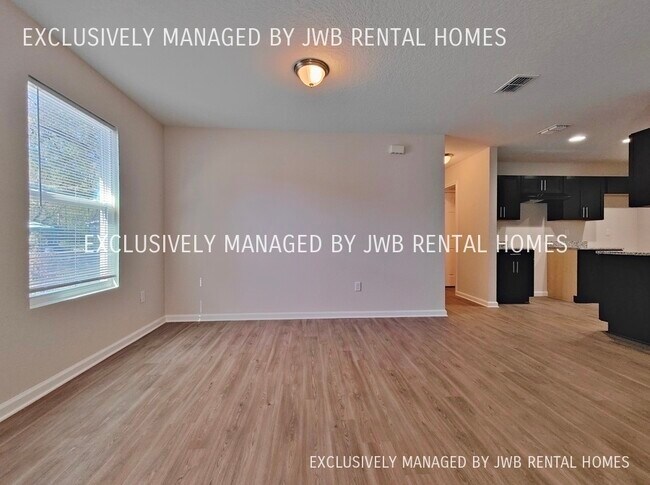 Foto del edificio - 5243 Shannon Ave