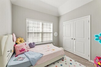 Building Photo - 903 Beebrush Ln