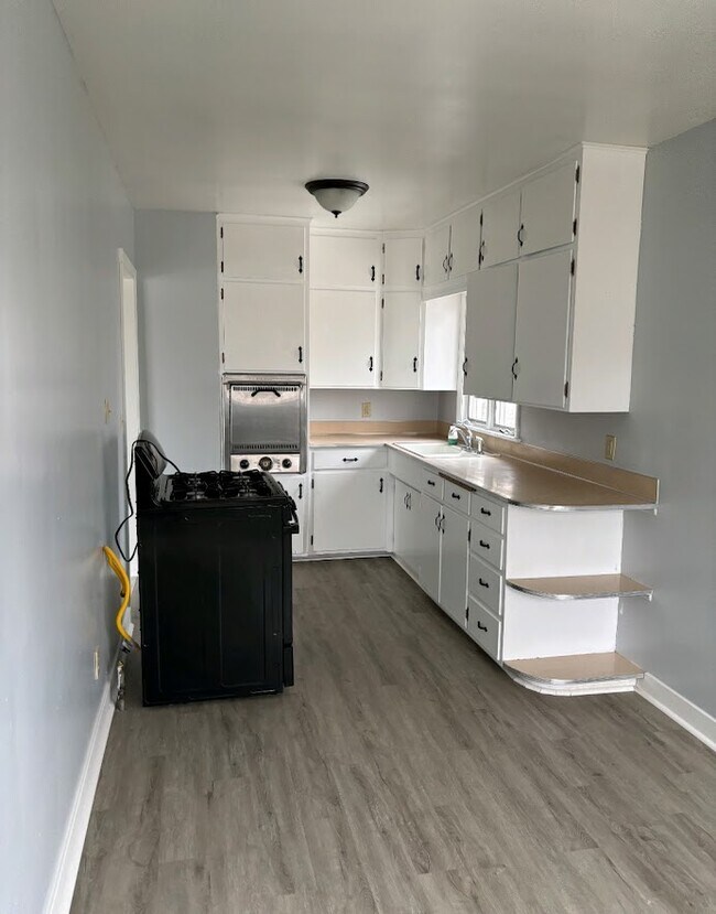 Foto del edificio - 2527 15th Street Ct