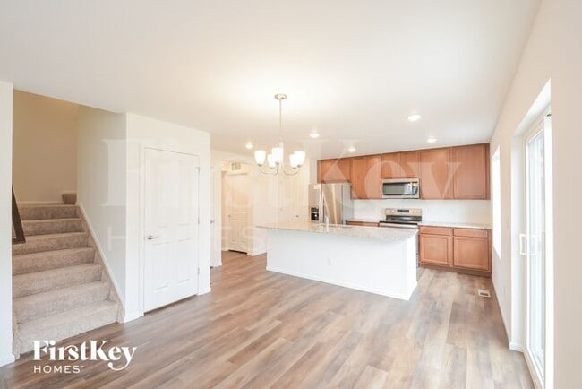 Building Photo - 10537 Luneth Dr