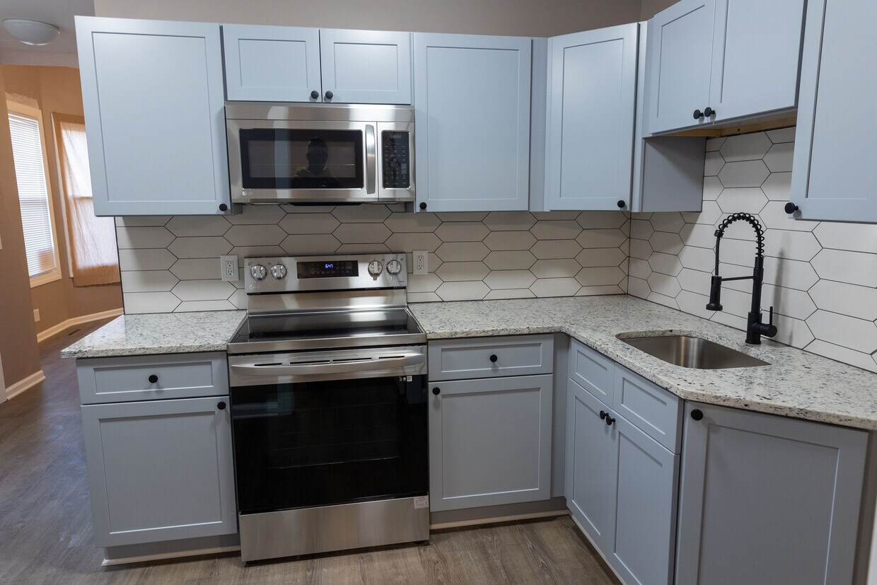 Foto principal - 499 Pawling Ave