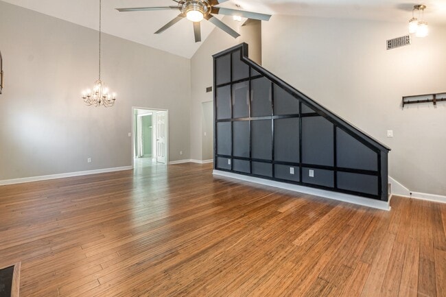 Building Photo - Welcome to Somerset Farms!