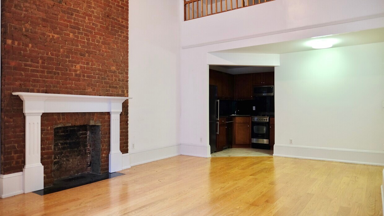 Primary Photo - 17 W 73rd St