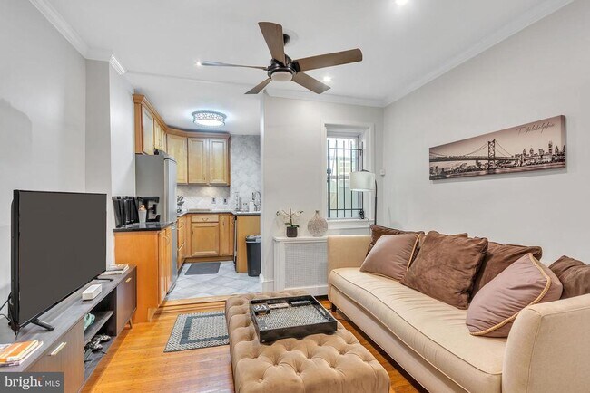 Foto del edificio - 1830R32 Manning St