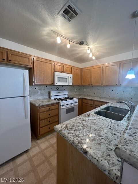 Foto del edificio - 8452 Boseck Dr