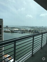 Building Photo - 335 S Biscayne Blvd