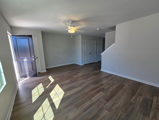 Building Photo - 681 Blossom Run