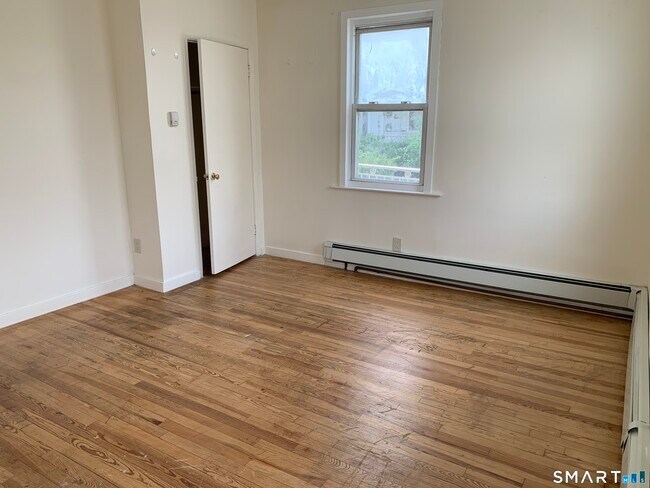 Foto del edificio - 424 Dixwell Ave