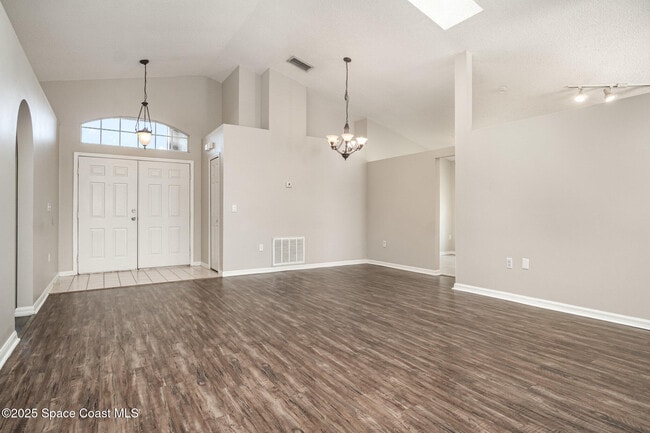 Building Photo - 14515 Greydale Cir
