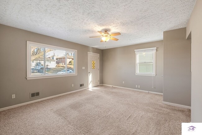 Photo - AVAILABLE NOW! House